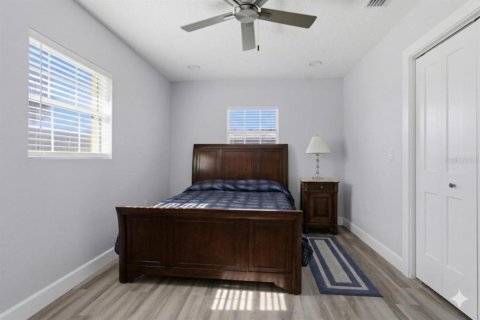 House in Tampa, Florida 3 bedrooms, 138.8 sq.m. № 2232146 - photo 11