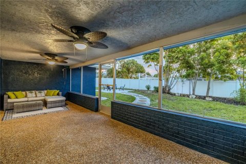 House in Bradenton, Florida 3 bedrooms, 166.57 sq.m. № 1666411 - photo 29