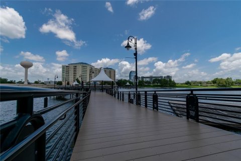 Condo in Altamonte Springs, Florida, 2 bedrooms  № 1777256 - photo 21