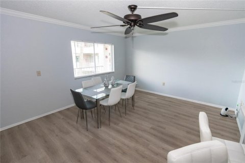 Condo in Altamonte Springs, Florida, 2 bedrooms  № 1777256 - photo 6