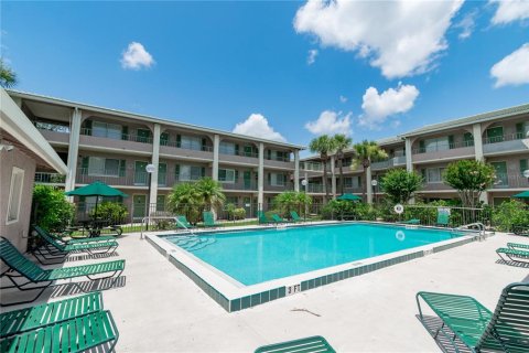 Condo in Altamonte Springs, Florida, 2 bedrooms  № 1777256 - photo 29