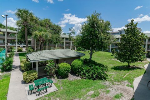 Condo in Altamonte Springs, Florida, 2 bedrooms  № 1777256 - photo 20
