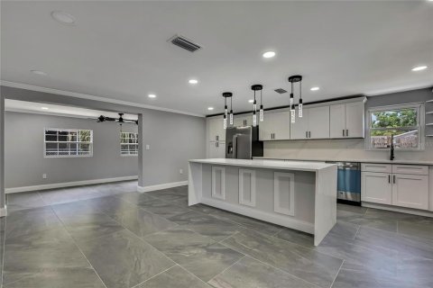 Casa en venta en New Port Richey, Florida, 3 dormitorios, 183.48 m2 № 1745034 - foto 18