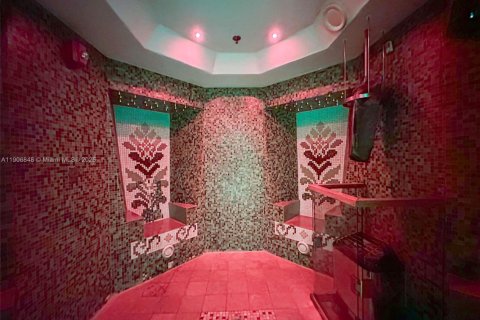 Купить кондоминиум в Майами-Бич, Флорида 1 спальня, 71.72м2, № 1965799 - фото 19