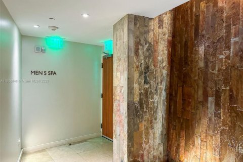 Купить кондоминиум в Майами-Бич, Флорида 1 спальня, 71.72м2, № 1965799 - фото 16