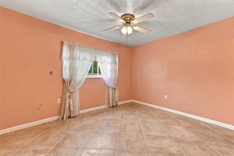 Villa ou maison à vendre à Bradenton, Floride: 3 chambres, 137.68 m2 № 2414965 - photo 16