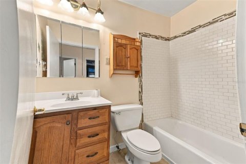 Villa ou maison à vendre à Bradenton, Floride: 3 chambres, 137.68 m2 № 2414965 - photo 27