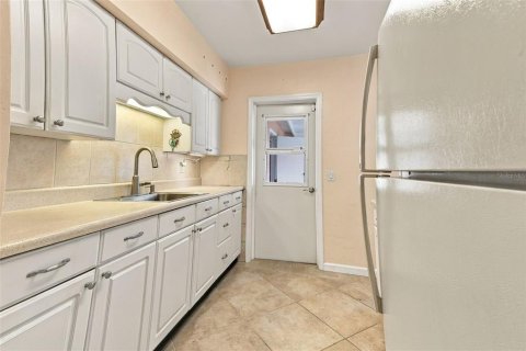 Villa ou maison à vendre à Bradenton, Floride: 3 chambres, 137.68 m2 № 2414965 - photo 13