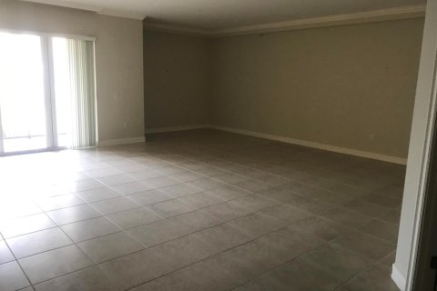 Condo in Weston, Florida, 1 bedroom № 2243010 - photo 14