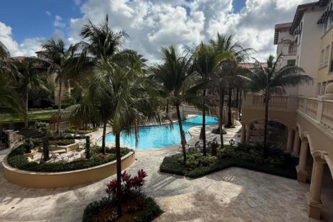 Condo in Weston, Florida, 1 bedroom № 2243010 - photo 2