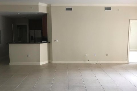 Condo in Weston, Florida, 1 bedroom № 2243010 - photo 4