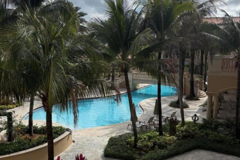 Condo in Weston, Florida, 1 bedroom  № 2243010
