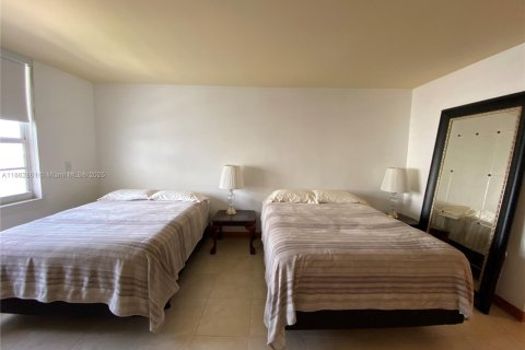 Copropriété à louer à Miami Beach, Floride: 49.24 m2 № 1961617 - photo 14