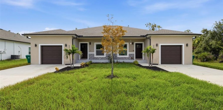 Immobilier commercial à Port Charlotte, Floride 6 chambres, 209.03 m2 № 2259310