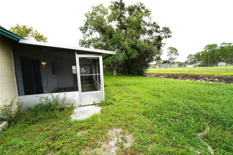 Casa en venta en Kissimmee, Florida, 2 dormitorios, 92.9 m2 № 2386191 - foto 19