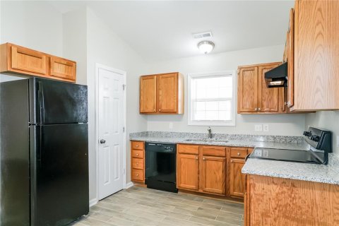 House in DeLand, Florida 4 bedrooms, 192.4 sq.m. № 1904438 - photo 6