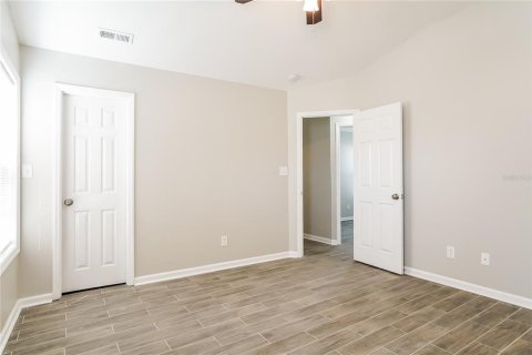 Casa en alquiler en DeLand, Florida, 4 dormitorios, 192.4 m2 № 1904438 - foto 7