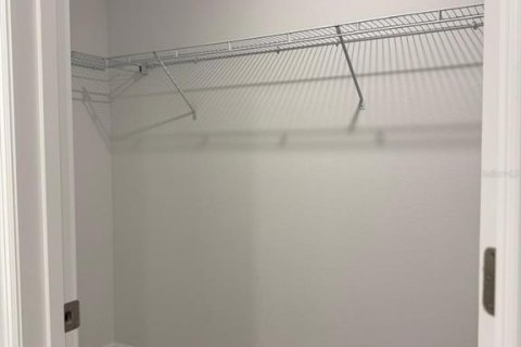 House in Davenport, Florida 4 bedrooms, 174.1 sq.m. № 1913603 - photo 10