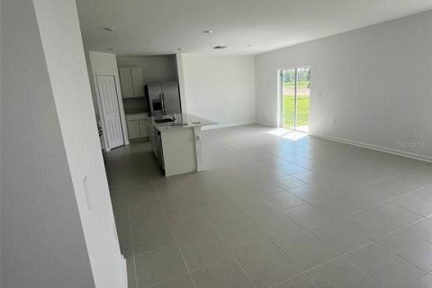 House in Davenport, Florida 4 bedrooms, 174.1 sq.m. № 1913603 - photo 6