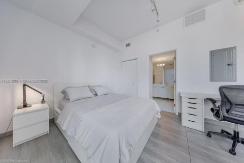 Снять в аренду кондоминиум в Майами, Флорида 1 спальня, 39.95м2, № 2009450 - фото 6