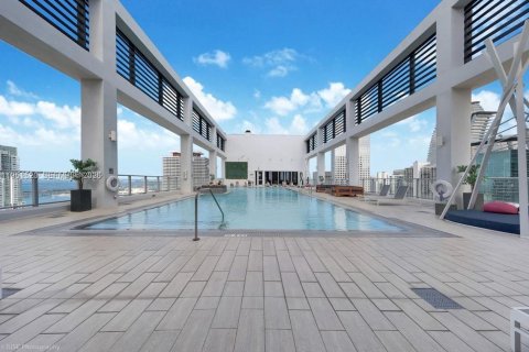 Снять в аренду кондоминиум в Майами, Флорида 1 спальня, 39.95м2, № 2009450 - фото 14