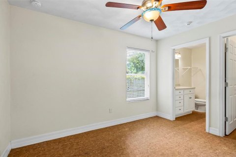 Casa en venta en Bunnell, Florida, 4 dormitorios, 161.09 m2 № 1808170 - foto 26