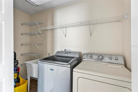 Casa en venta en Bunnell, Florida, 4 dormitorios, 161.09 m2 № 1808170 - foto 25