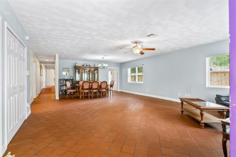 Casa en venta en Bunnell, Florida, 4 dormitorios, 161.09 m2 № 1808170 - foto 6