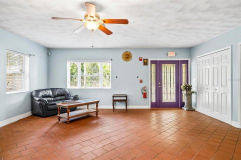 Casa en venta en Bunnell, Florida, 4 dormitorios, 161.09 m2 № 1808170 - foto 10