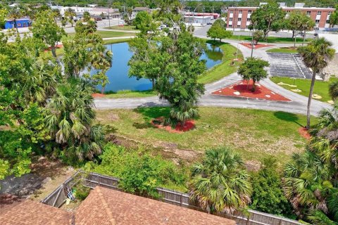 Casa en venta en Bunnell, Florida, 4 dormitorios, 161.09 m2 № 1808170 - foto 3