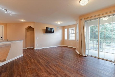Condominio en venta en Davenport, Florida, 3 dormitorios, 143.26 m2 № 2217598 - foto 20
