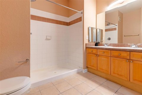 Condominio en venta en Davenport, Florida, 3 dormitorios, 143.26 m2 № 2217598 - foto 25