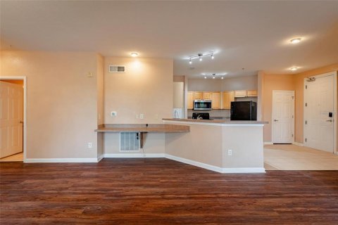 Condominio en venta en Davenport, Florida, 3 dormitorios, 143.26 m2 № 2217598 - foto 30