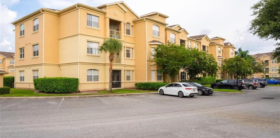 Condominio en Davenport, Florida, 3 dormitorios № 2217598