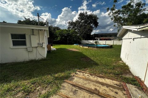 House in Tampa, Florida 3 bedrooms, 139.35 sq.m. № 1912518 - photo 5