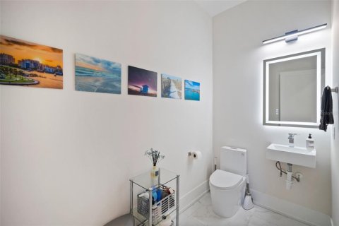 Adosado en venta en Sarasota, Florida, 4 dormitorios, 256.69 m2 № 1569902 - foto 17