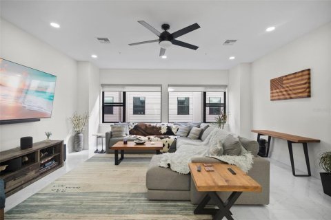 Adosado en venta en Sarasota, Florida, 4 dormitorios, 256.69 m2 № 1569902 - foto 13