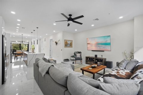 Adosado en venta en Sarasota, Florida, 4 dormitorios, 256.69 m2 № 1569902 - foto 15