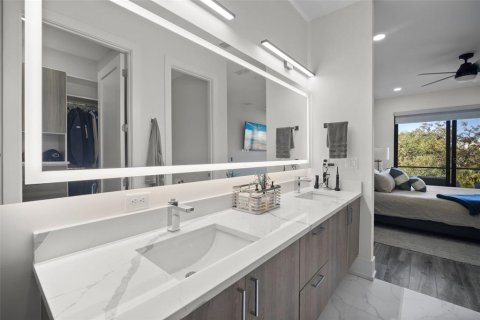 Adosado en venta en Sarasota, Florida, 4 dormitorios, 256.69 m2 № 1569902 - foto 30