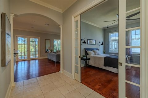 House in Tampa, Florida 4 bedrooms, 316.43 sq.m. № 2148981 - photo 28