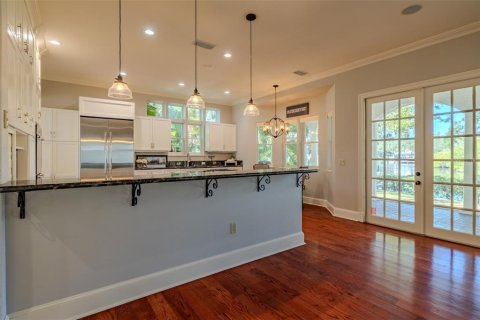 House in Tampa, Florida 4 bedrooms, 316.43 sq.m. № 2148981 - photo 20