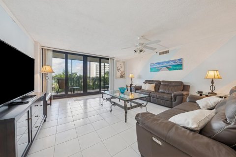 Copropriété à vendre à Highland Beach, Floride: 2 chambres, 134.62 m2 № 2376178 - photo 2