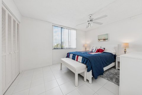 Copropriété à vendre à Highland Beach, Floride: 2 chambres, 134.62 m2 № 2376178 - photo 8