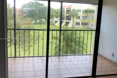 Copropriété à louer à Weston, Floride: 2 chambres, 102.75 m2 № 2061232 - photo 7