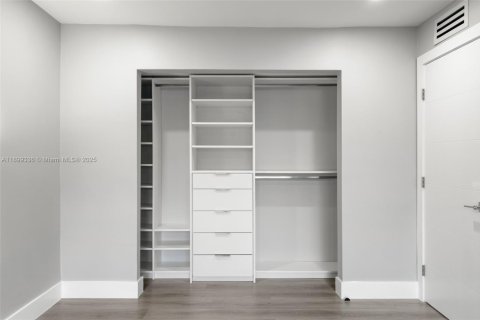 Apartment in Miami, Florida 2 bedrooms, 89 sq.m. № 1953319 - photo 26