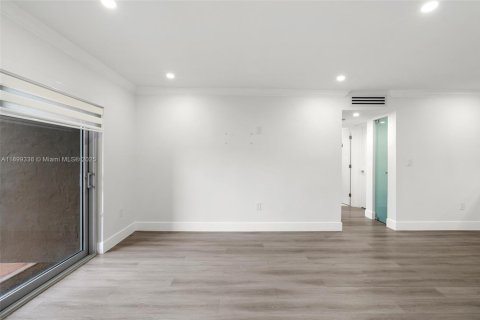 Apartment in Miami, Florida 2 bedrooms, 89 sq.m. № 1953319 - photo 17