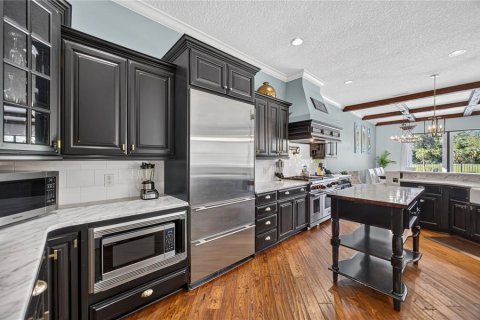 House in Four Corners, Florida 6 bedrooms, 431.35 sq.m. № 2237911 - photo 9
