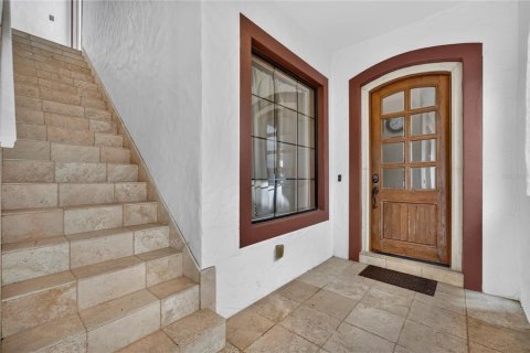 House in Four Corners, Florida 6 bedrooms, 431.35 sq.m. № 2237911 - photo 2