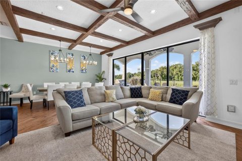 House in Four Corners, Florida 6 bedrooms, 431.35 sq.m. № 2237911 - photo 4