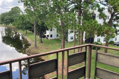 Condominio en venta en Saint Petersburg, Florida, 2 dormitorios, 102.19 m2 № 2237801 - foto 24